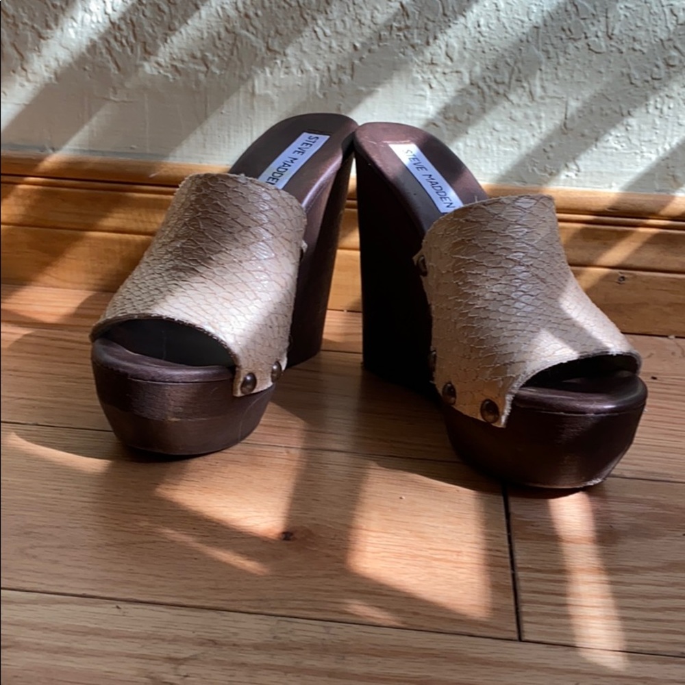 Steve Madden wedges